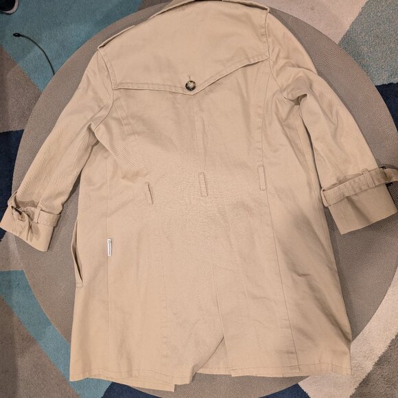 Bed & Breakfast Long Coat - Picture 3 of 4